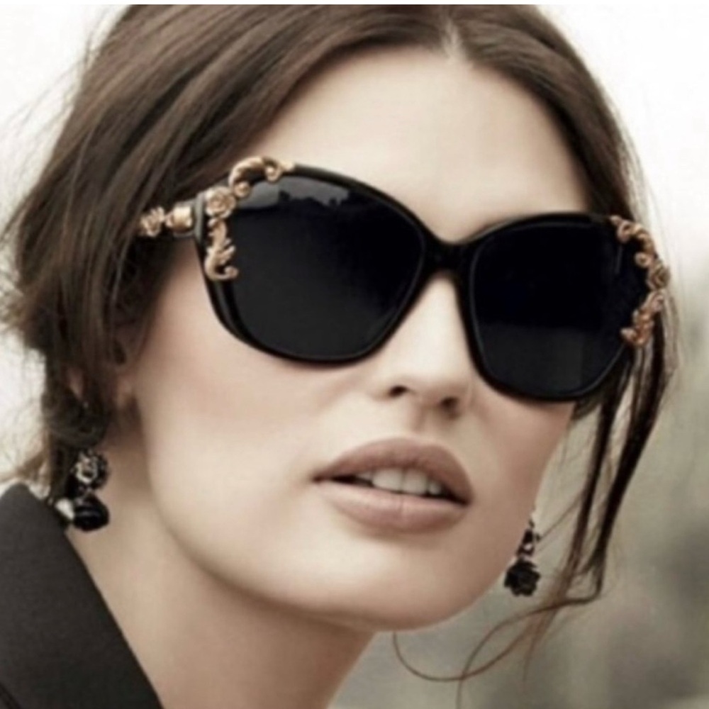 SOLD‼️ — LIKE NEW! Dolce and Gabbana black sunglasses with golden details 😎